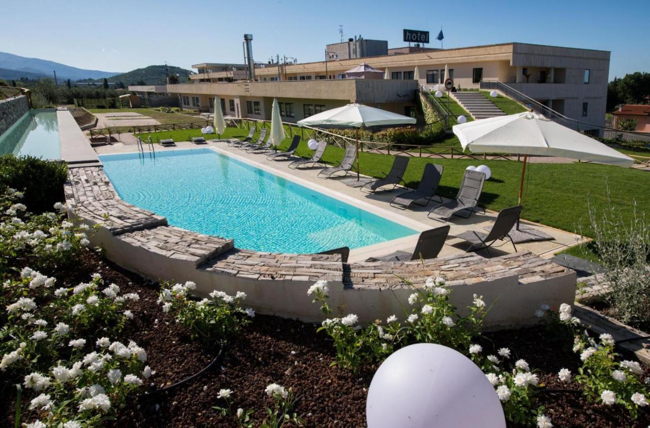 Hotel Planet Arezzo Exterior foto